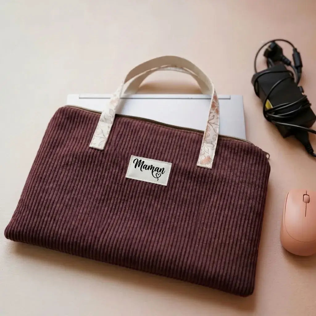 housse ordinateur portable prune en velours côtelé personnalisée avec poignée