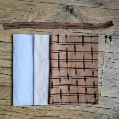 kit couture trousse tissu à carreaux avec doublure en ouate et fermeture éclair à coudre