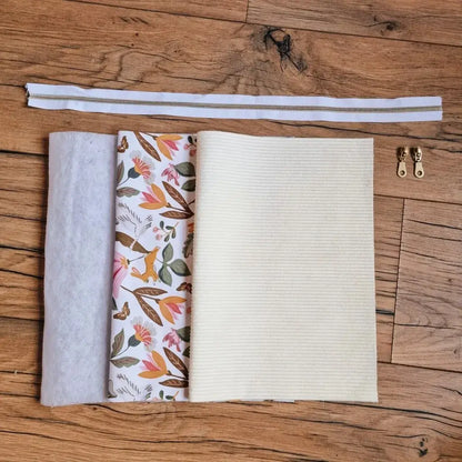kit couture trousse velours côtelé jaune pâle avec doublure lapin et fermeture éclair