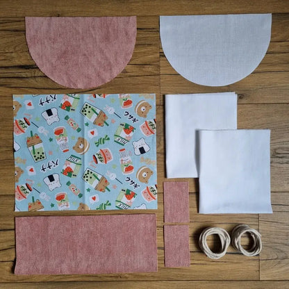 Kit prêt-à-coudre sac à dos pochon motif kawaii – tissu velours côtelé rose.