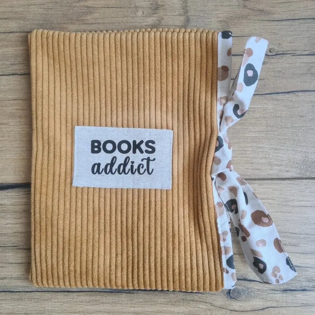 [EN STOCK] Pochette à livre ou liseuse en velours côtelé - Taille S (14x20 cm)