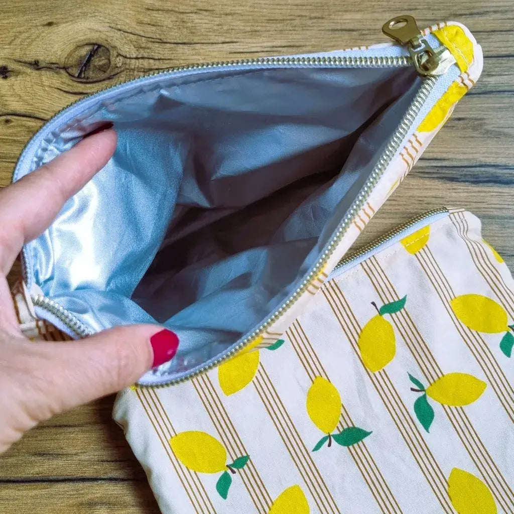 pochette isotherme coton enduit motif citron avec doublure thermique argentée et fermeture zip