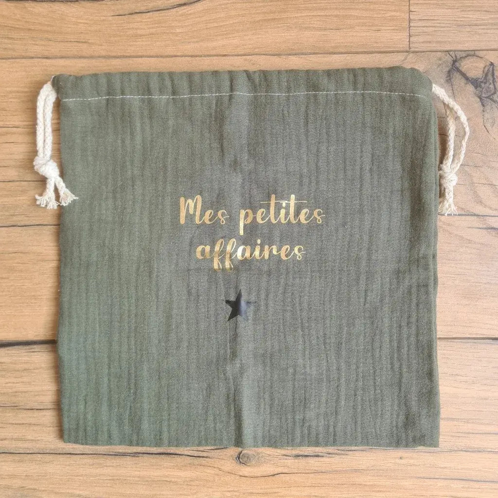 [EN STOCK] Sac pochon 23x27 cm en double gaze de coton personnalisé "Mes petites affaires"