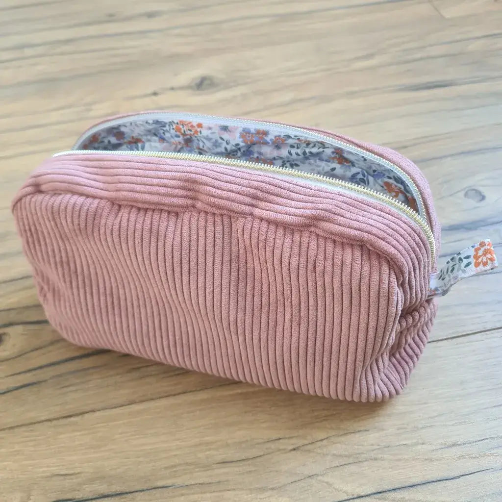 [EN STOCK] Trousse de toilette en velours côtelé - Taille M