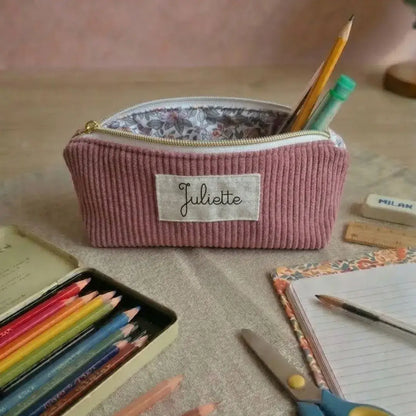 Trousse d’école personnalisée rose en velours côtelé avec prénom, trousse scolaire enfant pratique