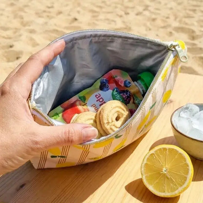 pochette isotherme coton enduit motif citron contenant goûter et compote avec intérieur thermique