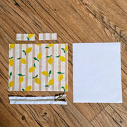 kit couture pochette plate imperméable motif citron avec tissu découpé et zip blanc