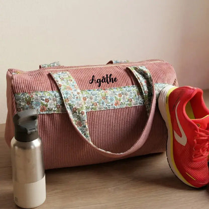 sac polochon velours côtelé rose avec anses fleuries et personnalisation prénom